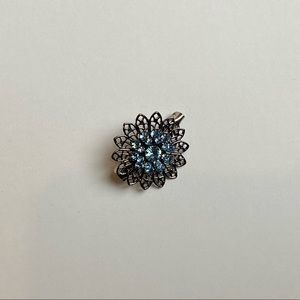 Vintage style antique silver crystal flower brooch